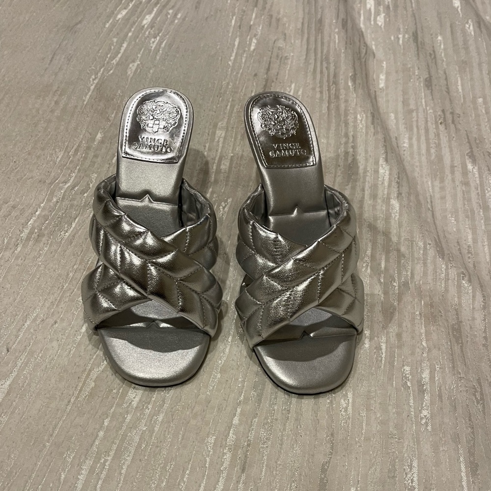 NEW, never worn Vince Camuto Garrien Mule sandal. Silver. Size 7